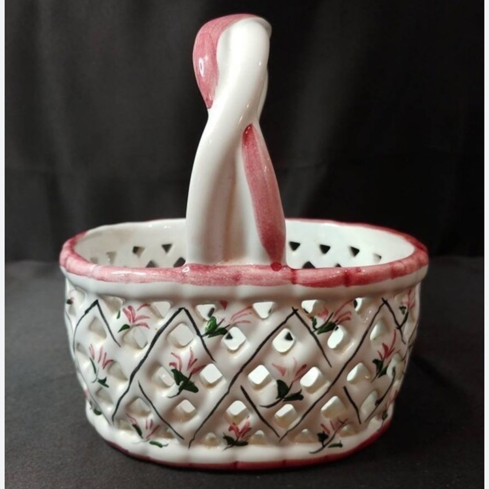 Vintage Holu Hand Painted Pottery
Basket Weave Pattern From Portugal
